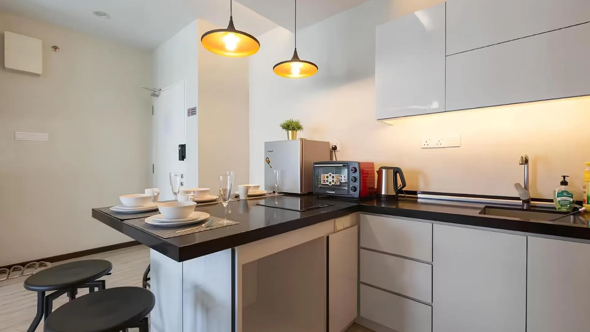 Mansion One L 5Pax Studio L Seaview & Cityview L Georgetown L By Perfectsweethome Jelutong Apartment