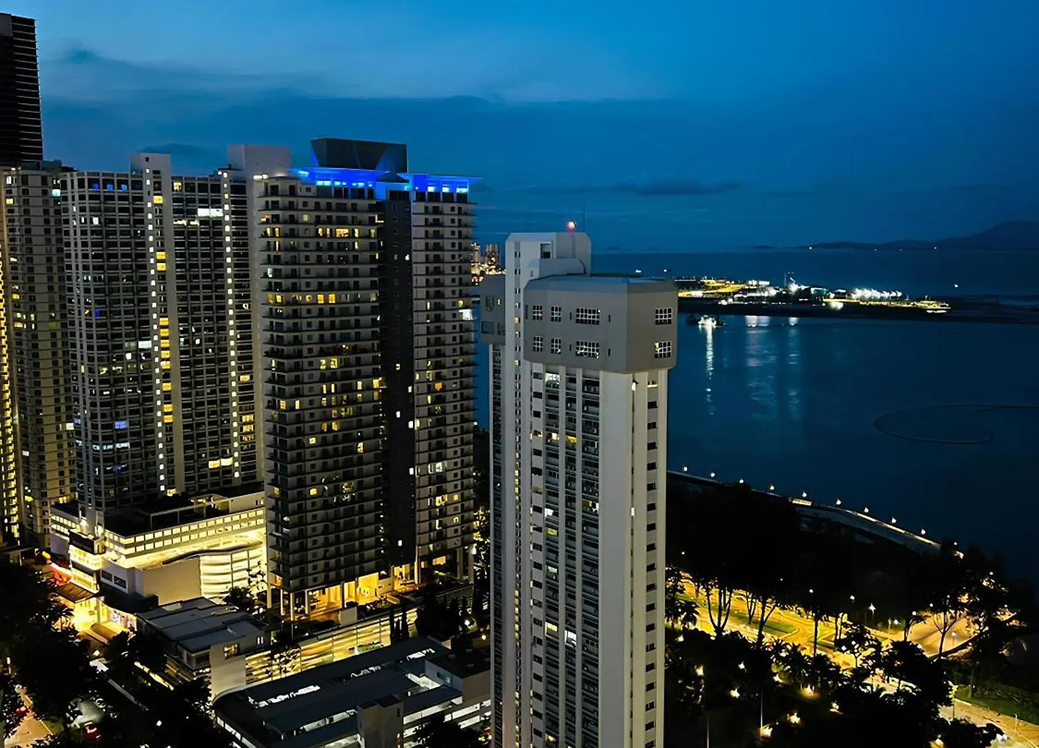 Mansion One L 5Pax Studio L Seaview & Cityview L Georgetown L By Perfectsweethome